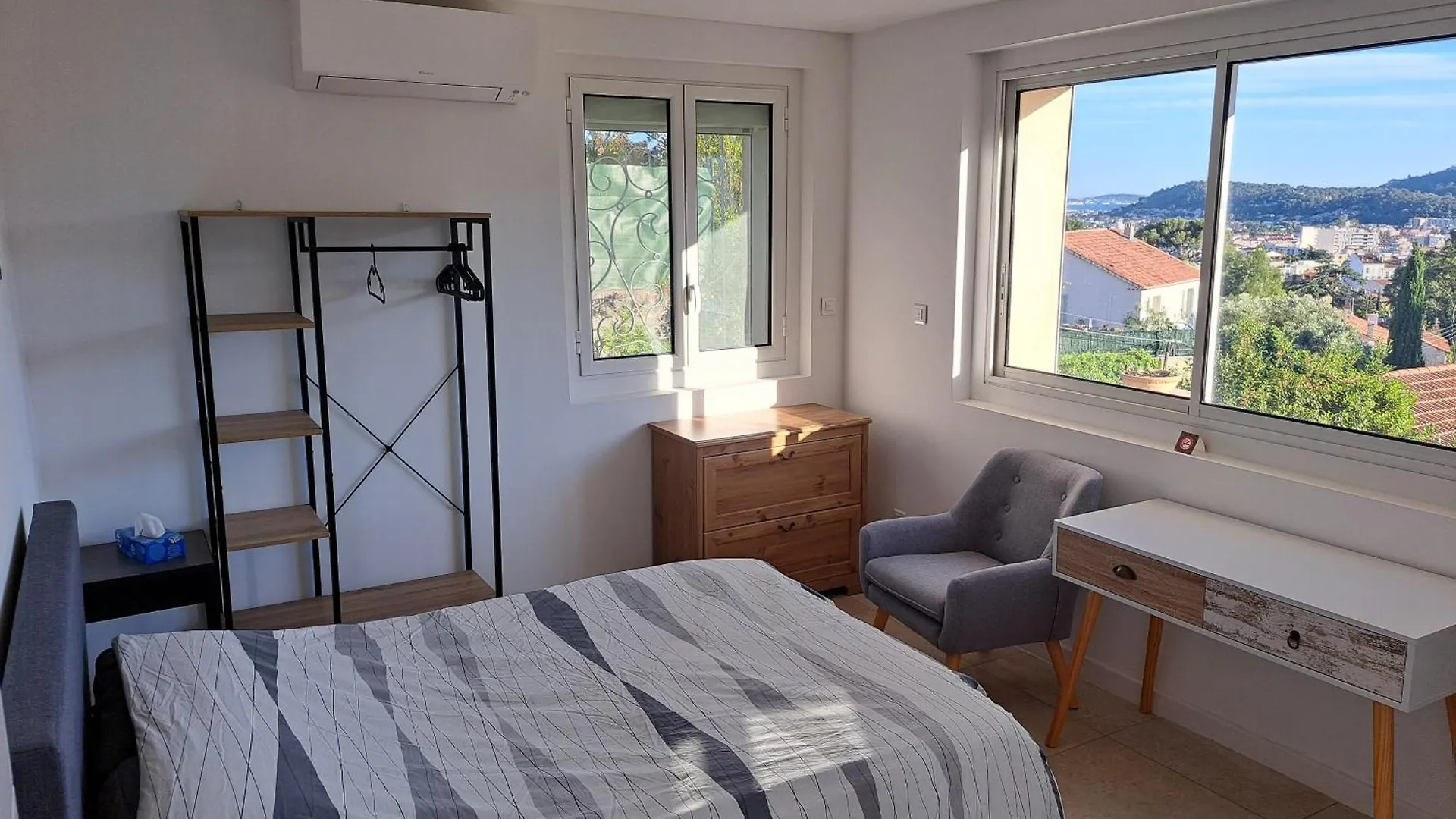 Apartment Bas Villa, Vue Mer, Centre Ville, Paradis, Calme Hyeres France